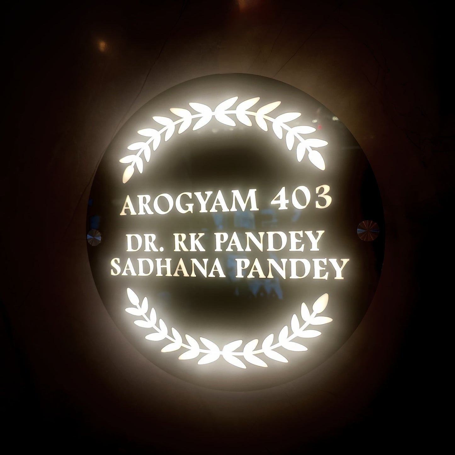 IllumaLeaf Circle LED Nameplate