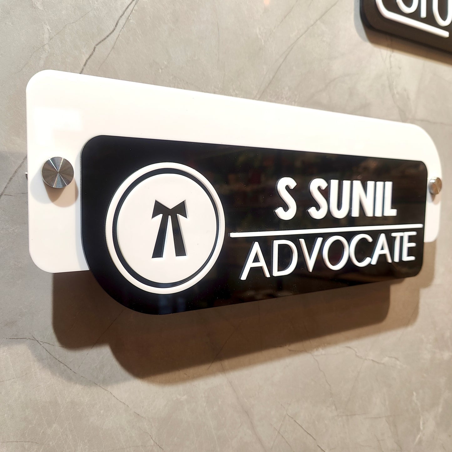 Advocate Nameplate - The Fancy