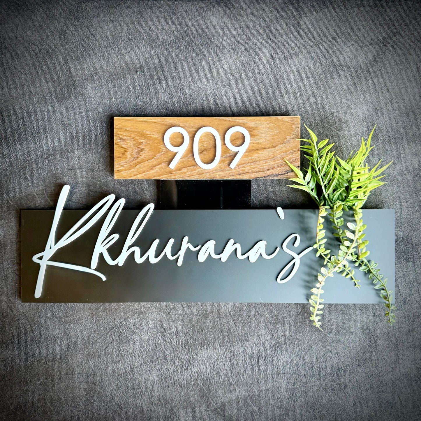 Nomara Luxe Nameplate