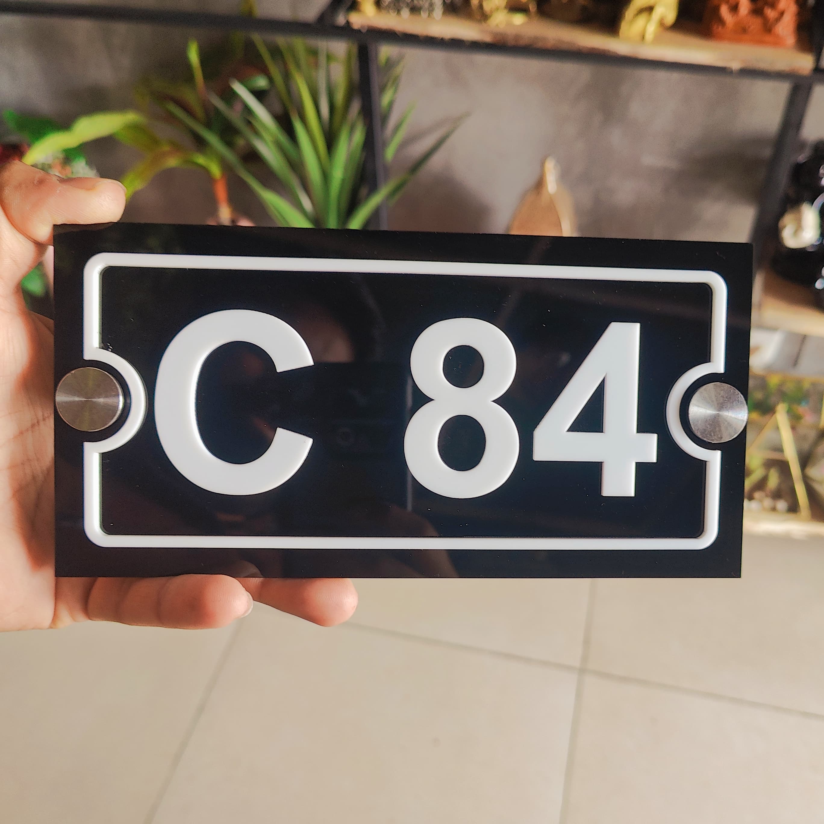 The Basic Numberplate with Border – Nameplate Studio
