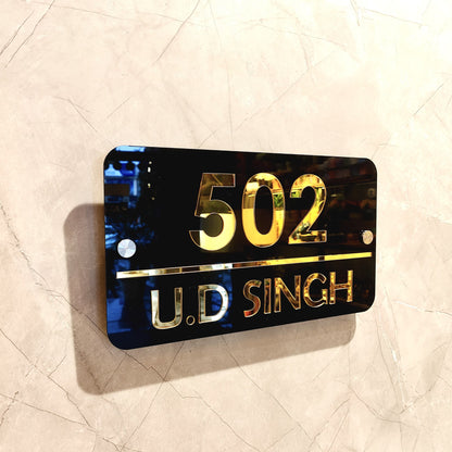 Black & Gold Minimal House Nameplate