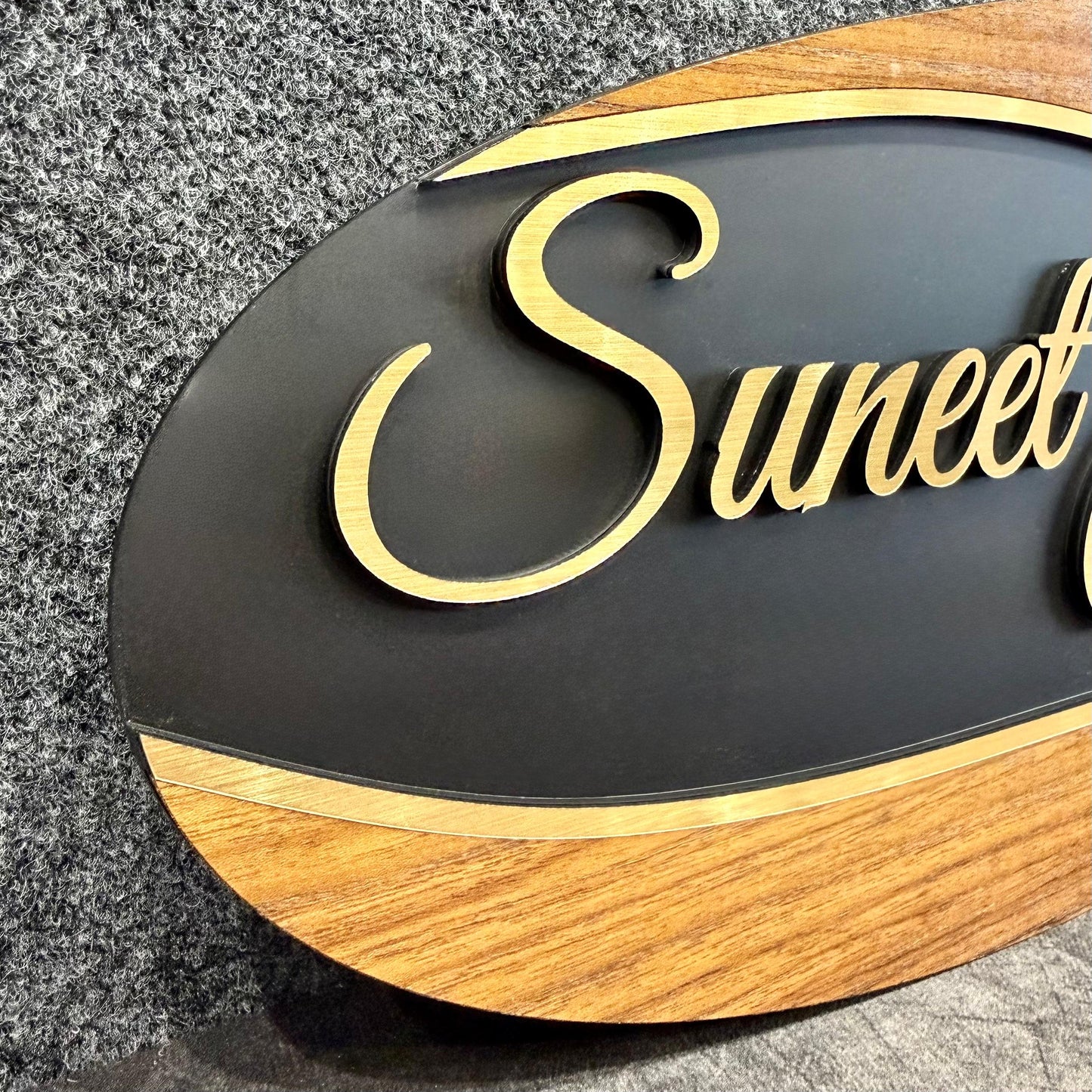 OakRidge Signature Nameplate