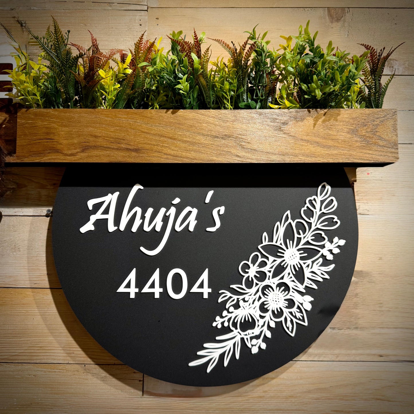 LushEdge Luxury Nameplate