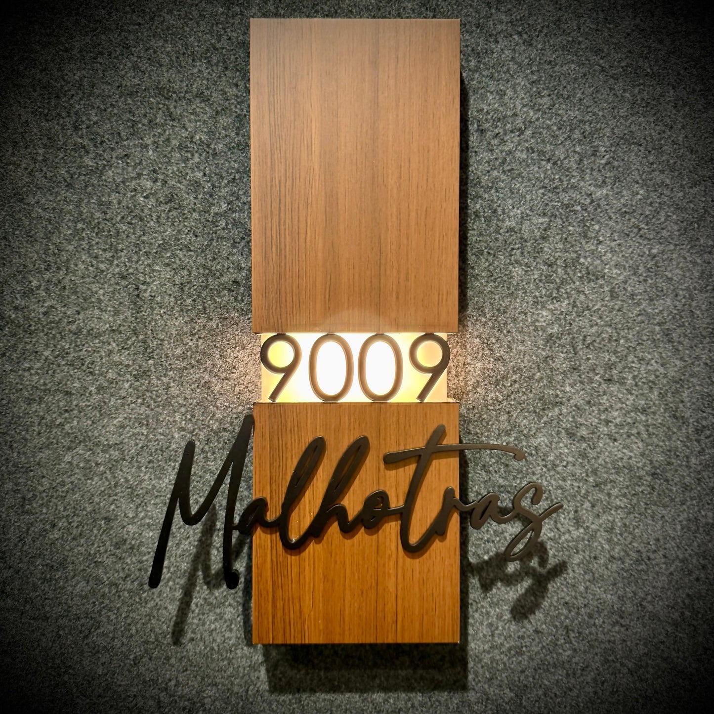 Maison Éclat Luxury Nameplate